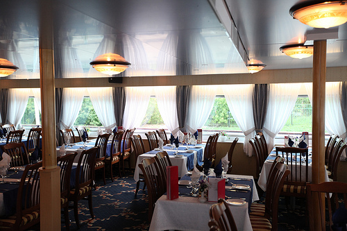 MS Chernyshevsky volga-restaurant-101111_20348528369_o.jpg